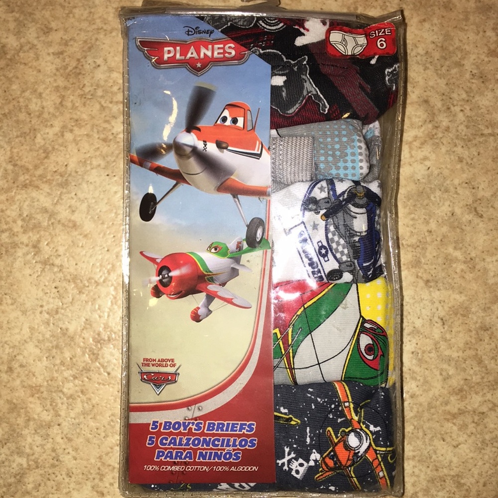 Boys size 6 CARS UNDERWEAR BRIEFS NEW!!!